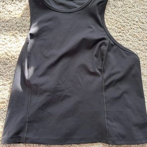 Lululemon cropped tank top